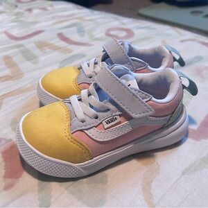 Toddler Velcro Vans Sz. 6 NWOT